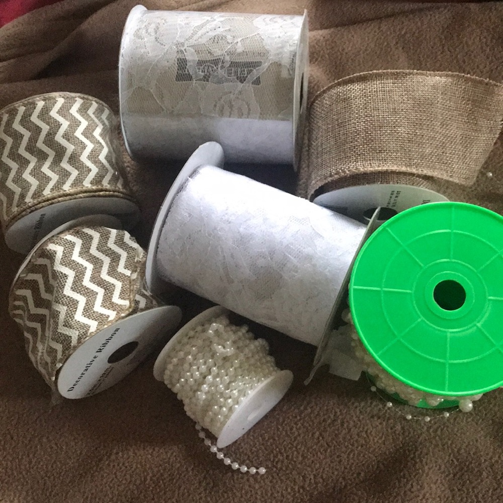 Bundle of ribbon/burlap/lace/pearl strings